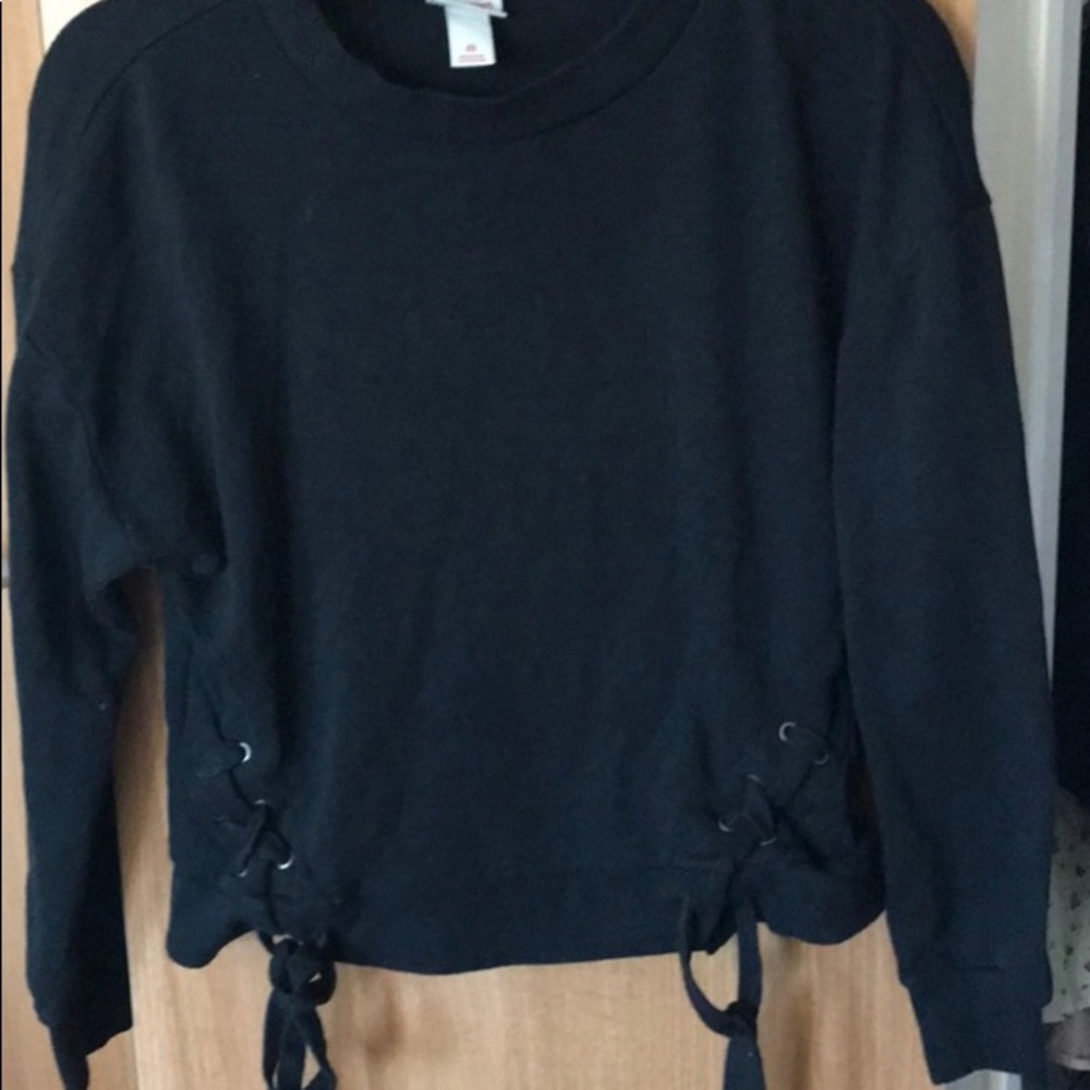 Ladies Mossimo Side Tie Black Top Sz Large